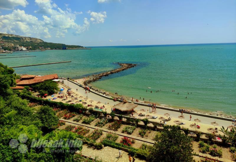 Plaža u Albeni - Dok na Jadranu 